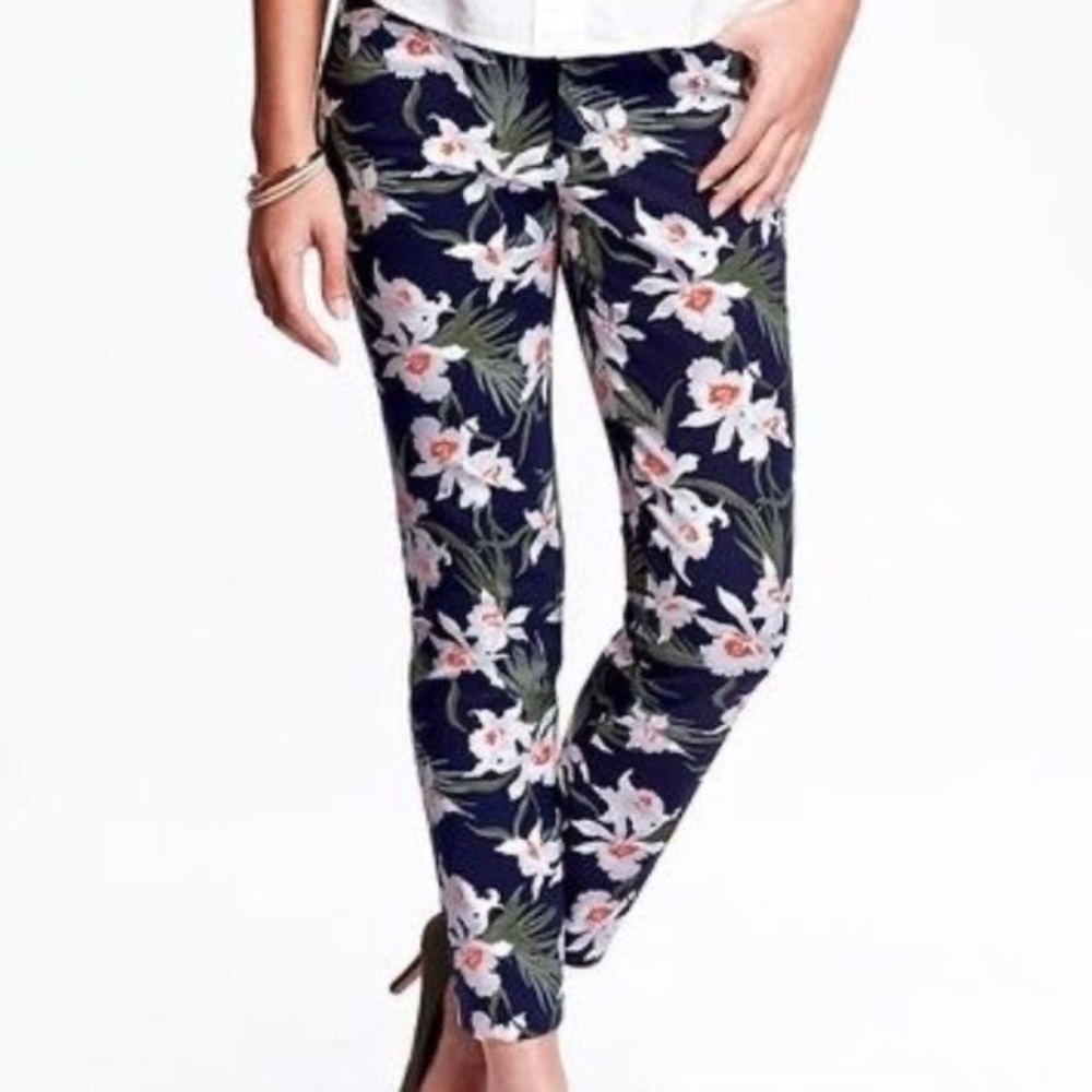 Old Navy Blue Tropical Floral Pixie Pants 6